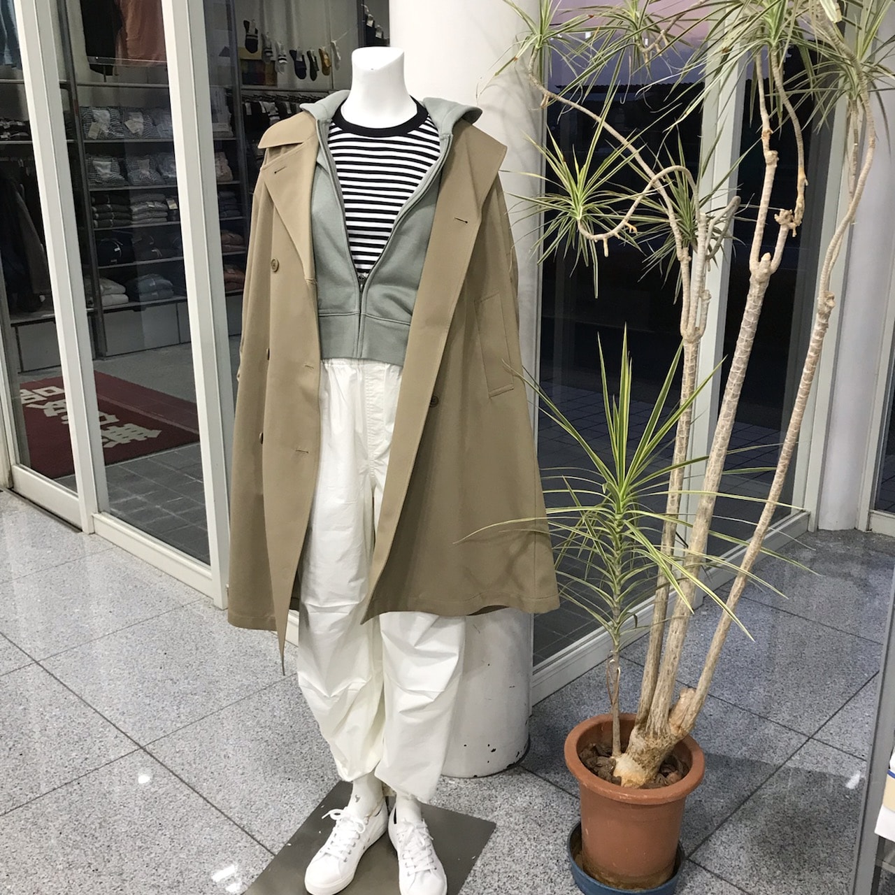 カジュアル