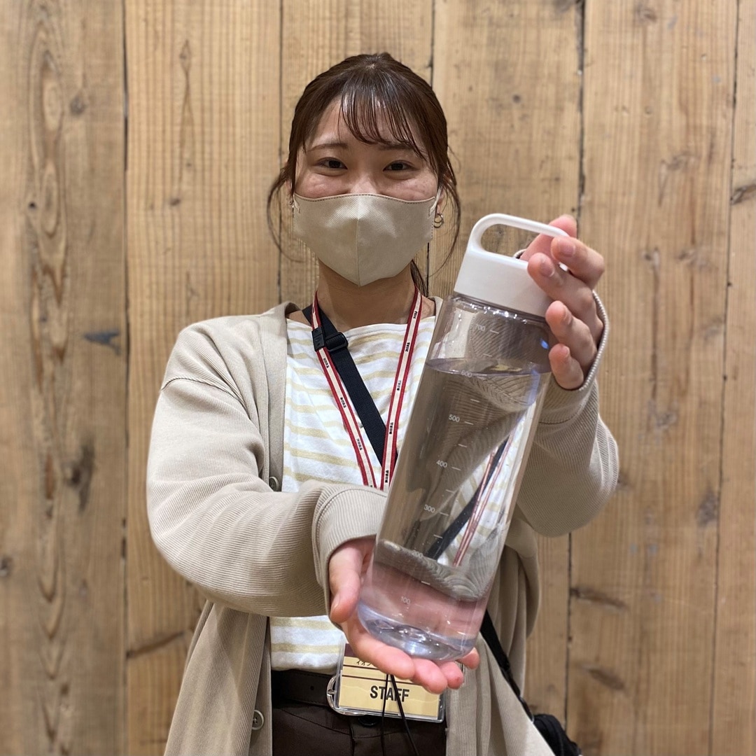 【イオンモール新潟亀田インター】スタッフの愛用品～目盛り付き ドリンクボトル～ 