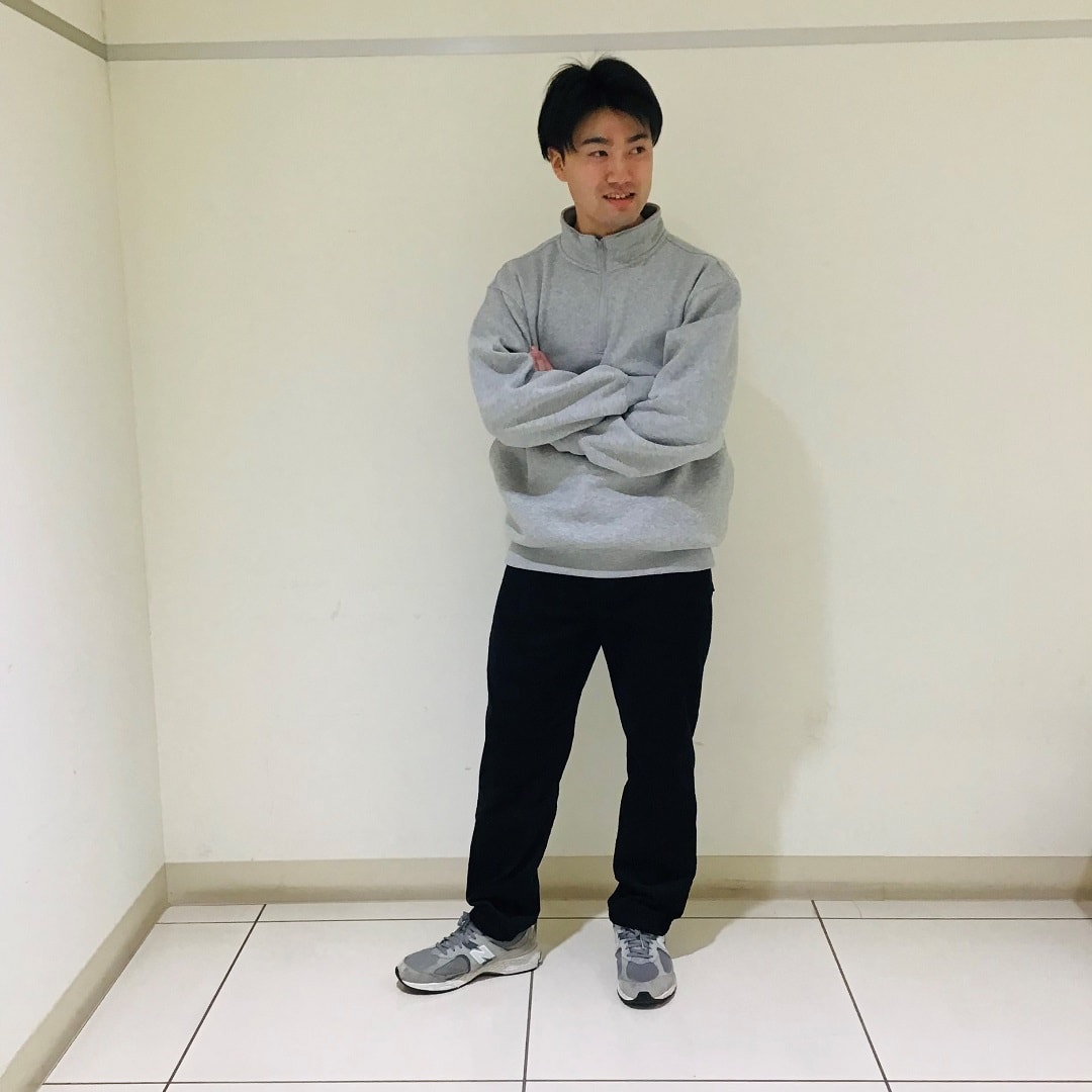 ハーフジップスウェットシャツ