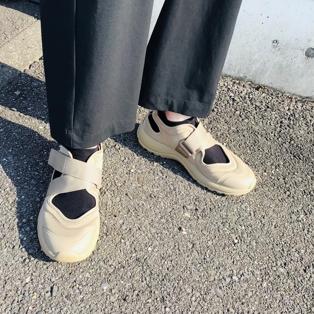 サンダル