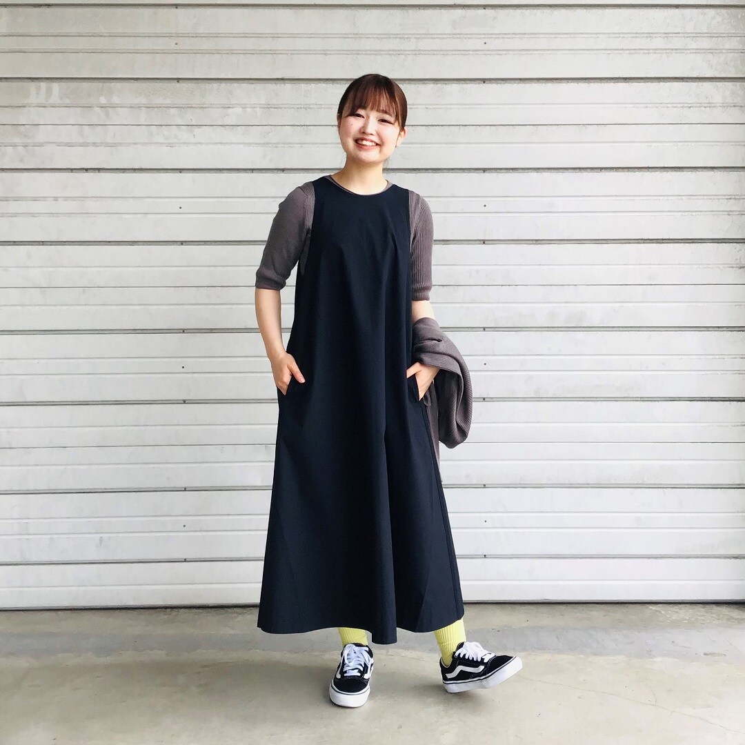スリーブレスワンピース