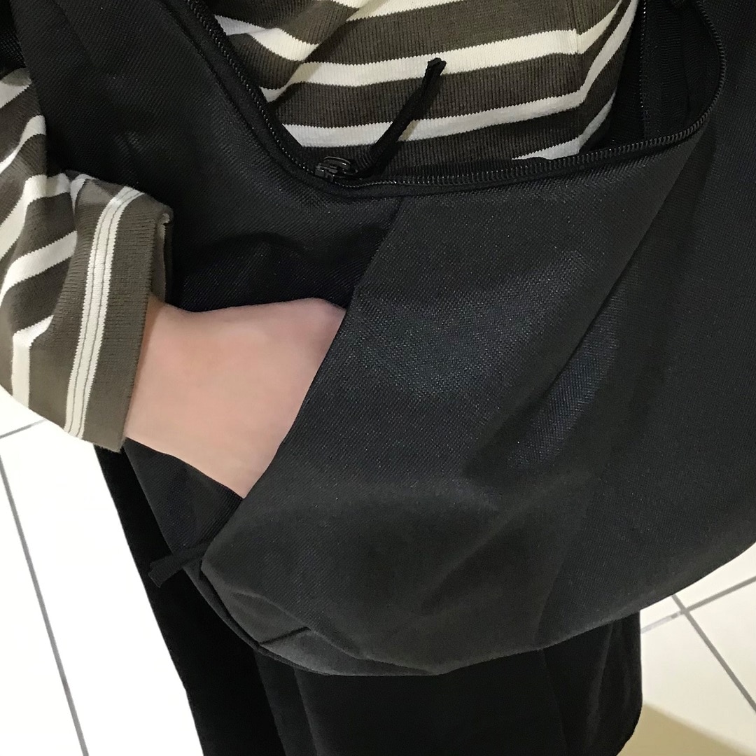 ボートネック長袖Tシャツ