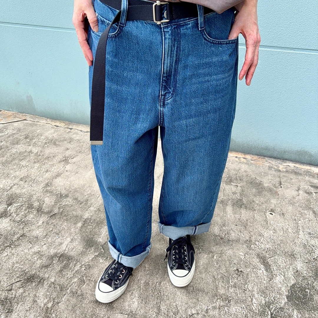 コクーンデニムパンツ