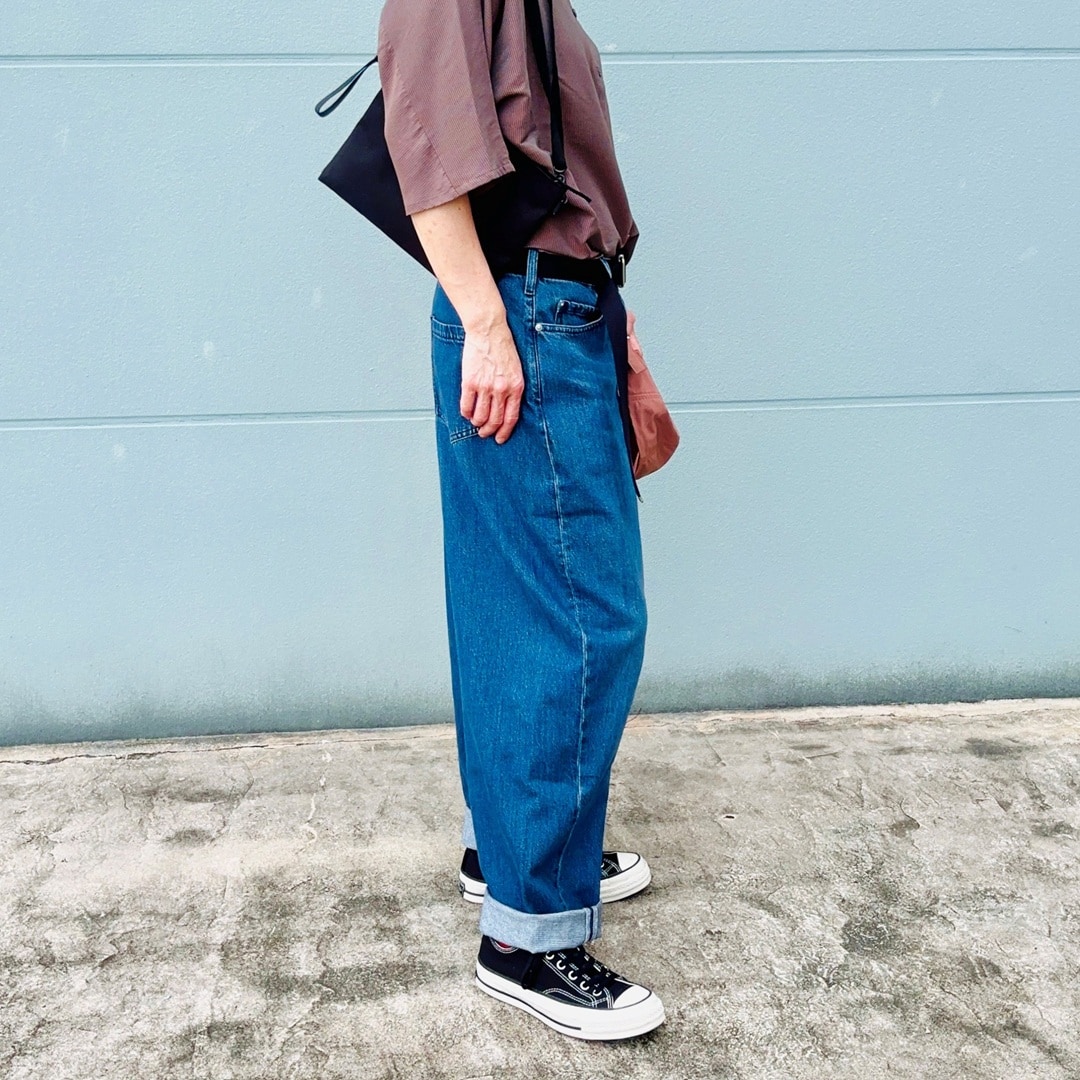 コクーンデニムパンツ
