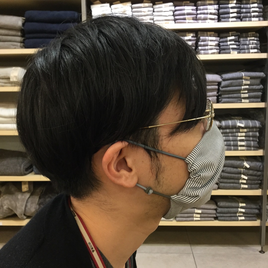 【いわきラトブ】マスクを着けたスタッフの横顔
