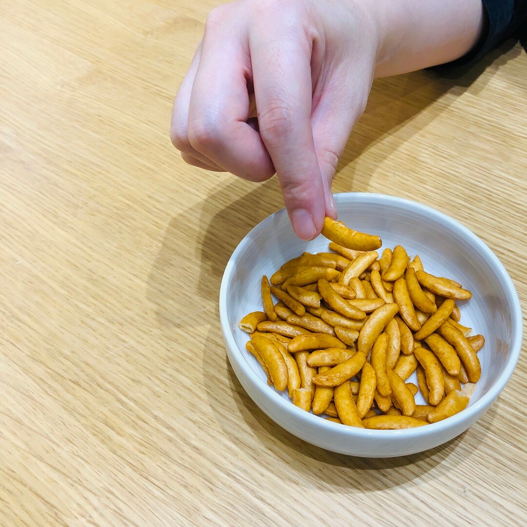 【アピタタウン金沢ベイ】かわいい3姉妹がうまれました『柿の種シリーズ』