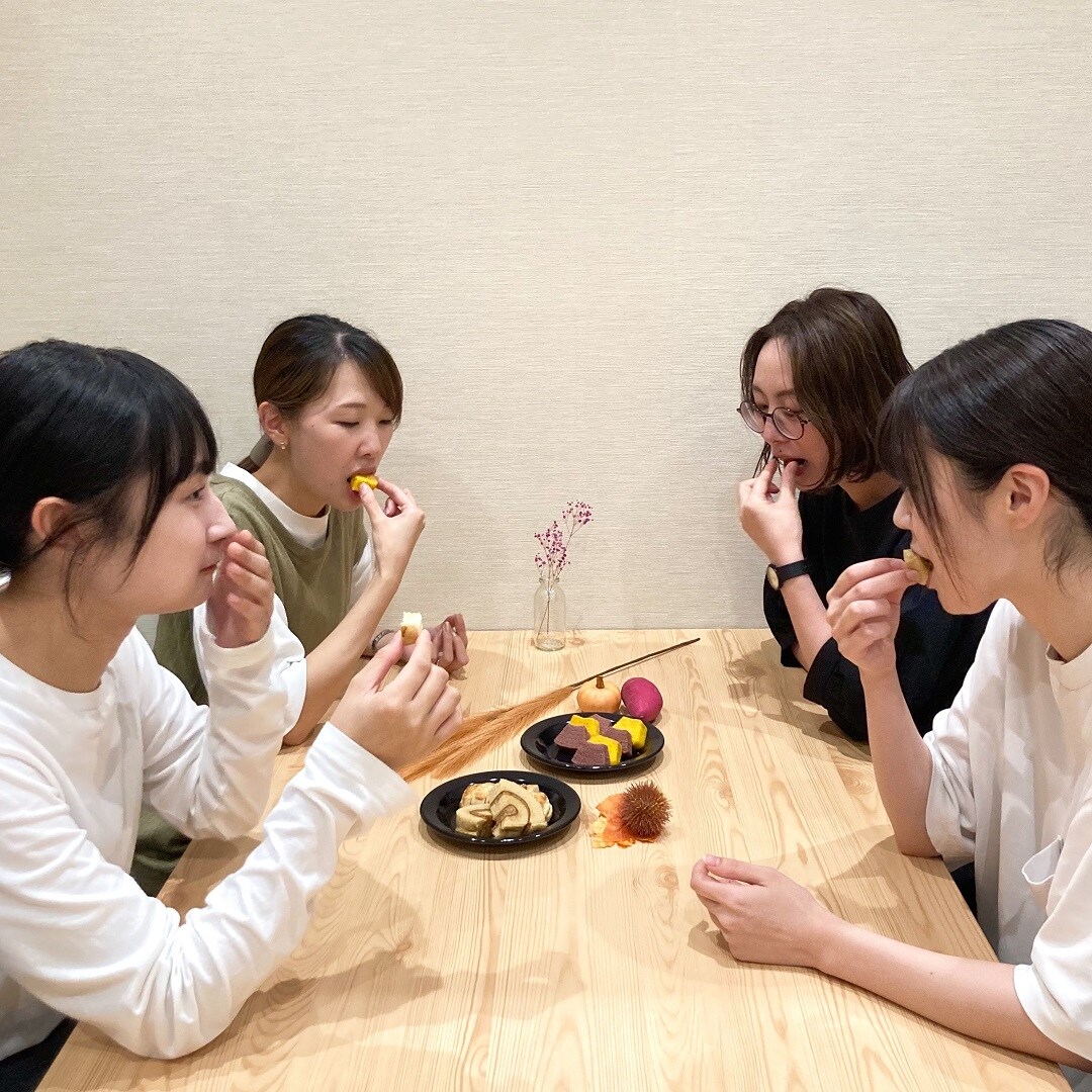 【アピタタウン金沢ベイ】秋のお菓子を、いただきます！