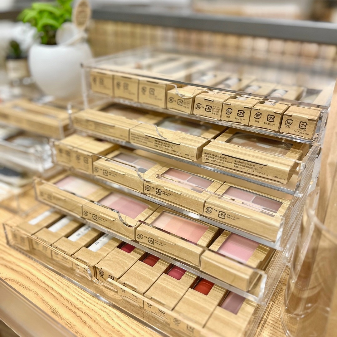 【イオンモール盛岡南】6月20日(金)オープン│スタッフおすすめ商品 重なるアクリルケース