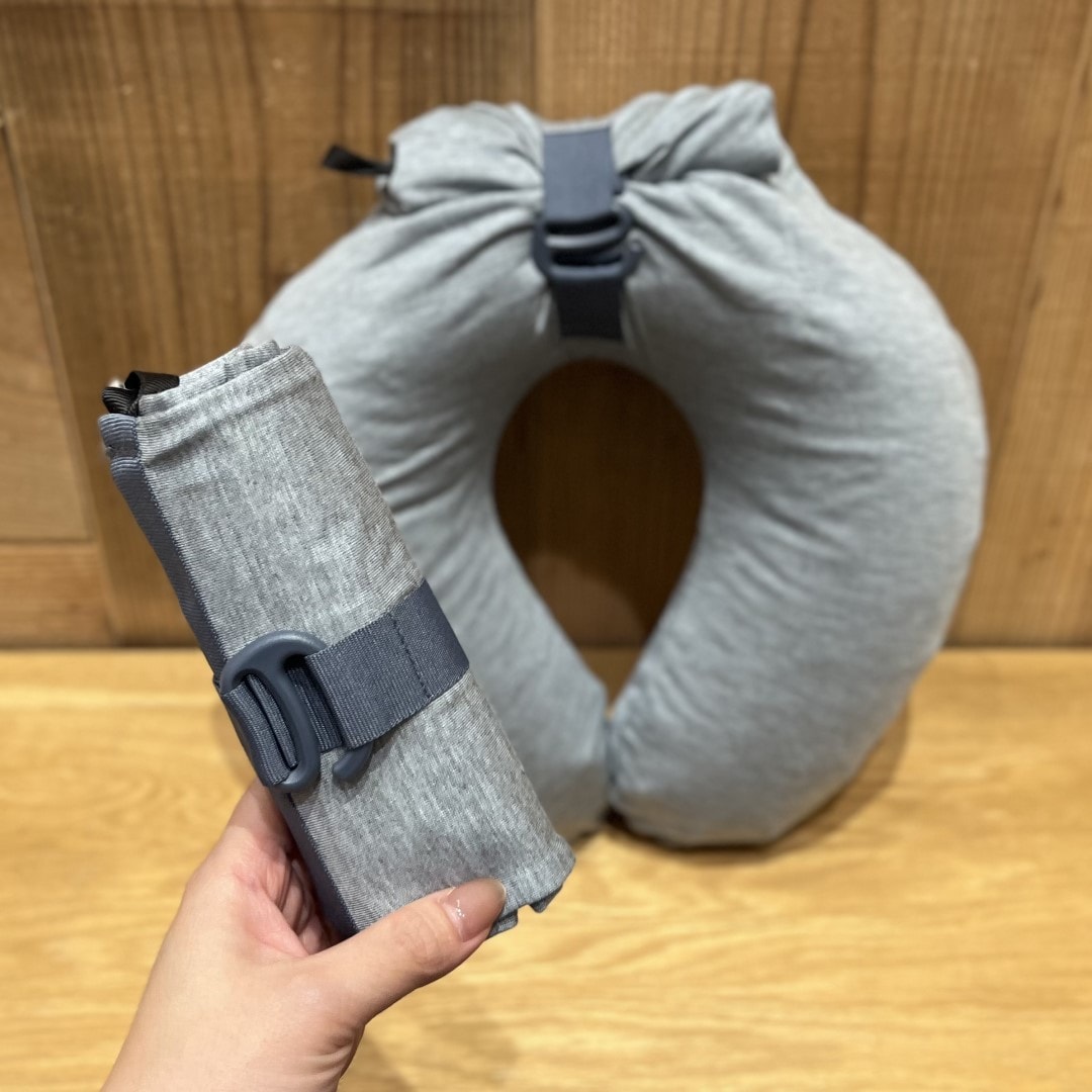 【イオンモール新発田】持ち運びしやすい,、ふうっとふくらむネッククッション