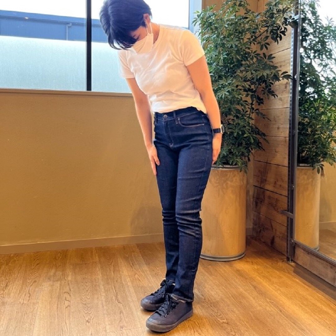 スリムストレート