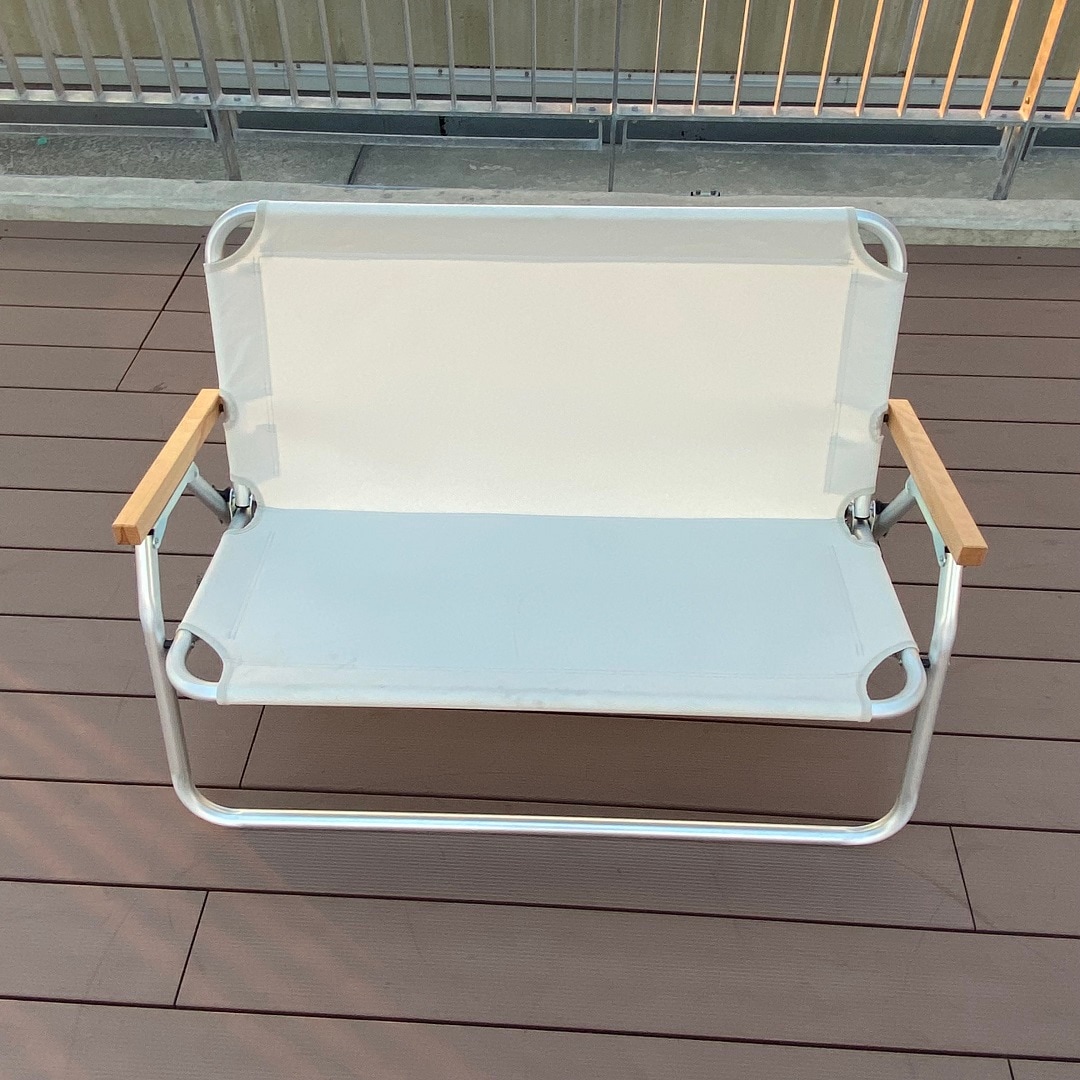 ベンチ
