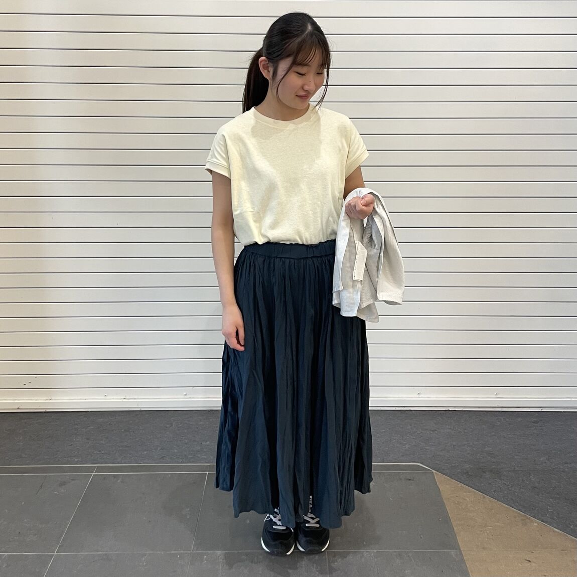 06