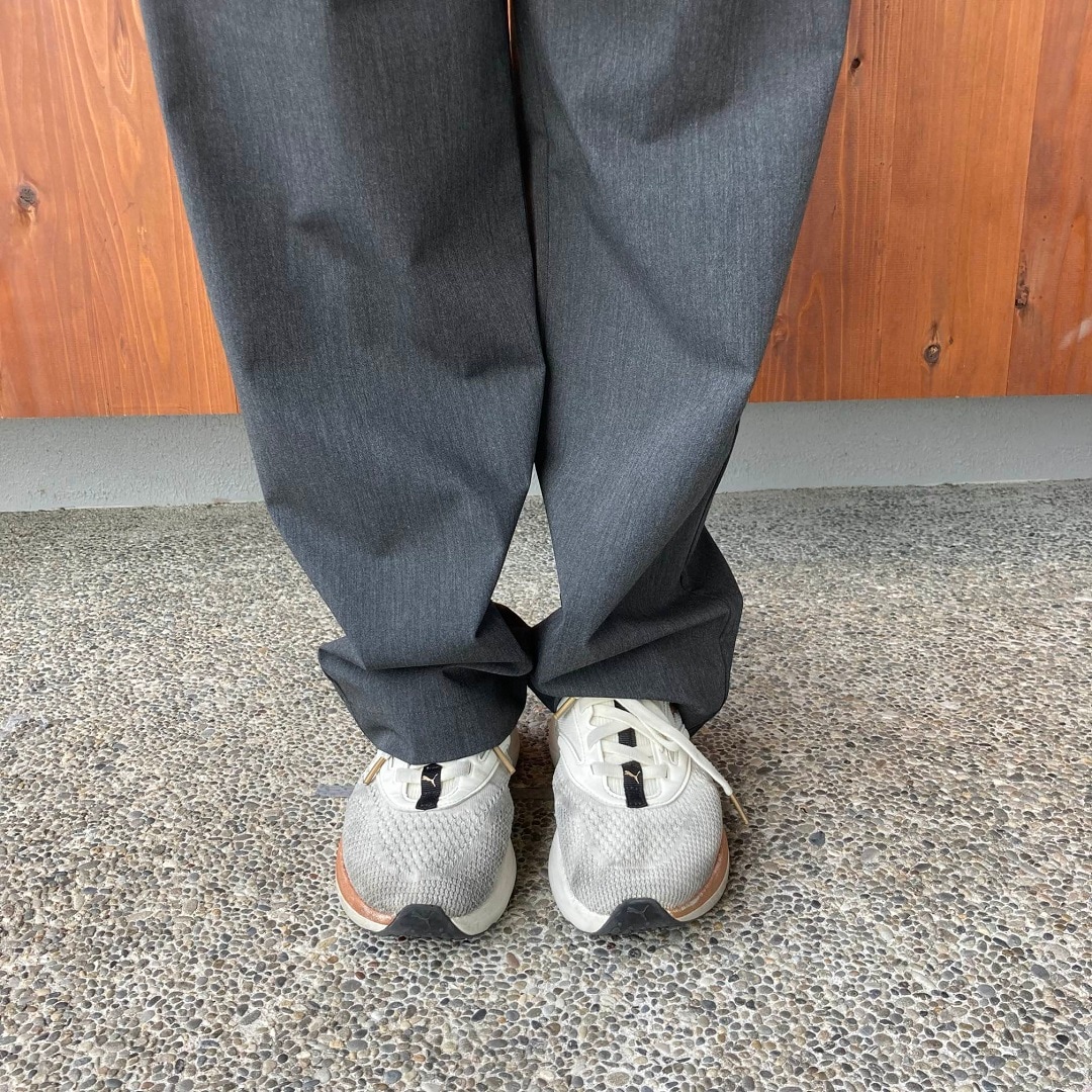 乾きやすいイージータックワイドパンツ