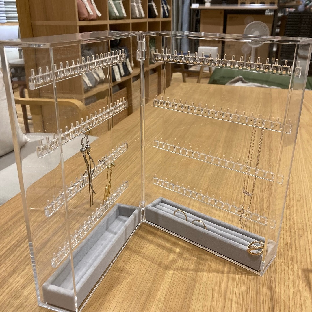 アクリルピアススタンド