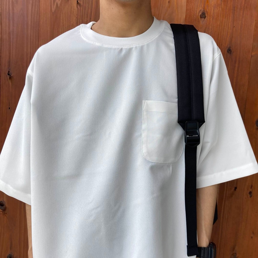 風を通すストレッチ五分袖布帛Ｔシャツ
