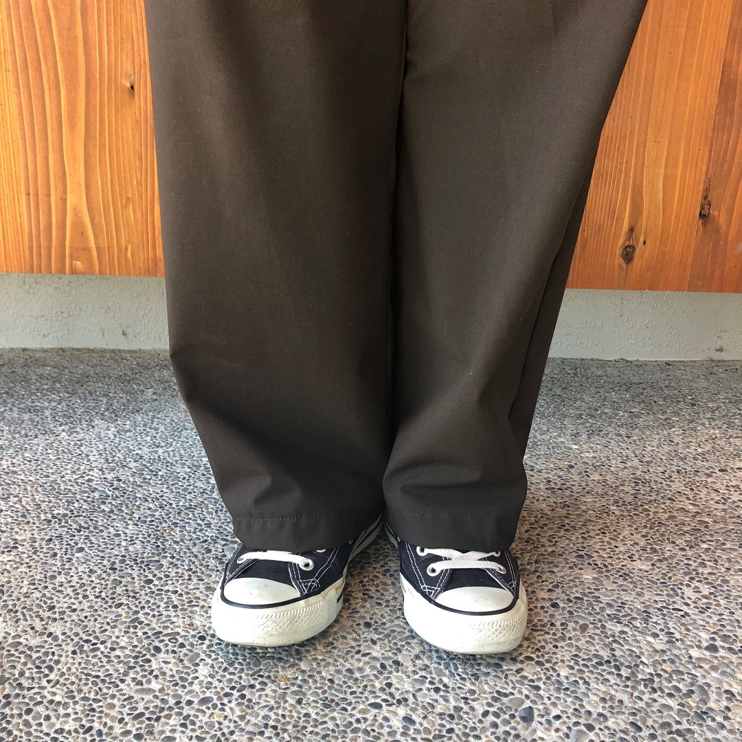 シワになりにくいイージータックワイドパンツ