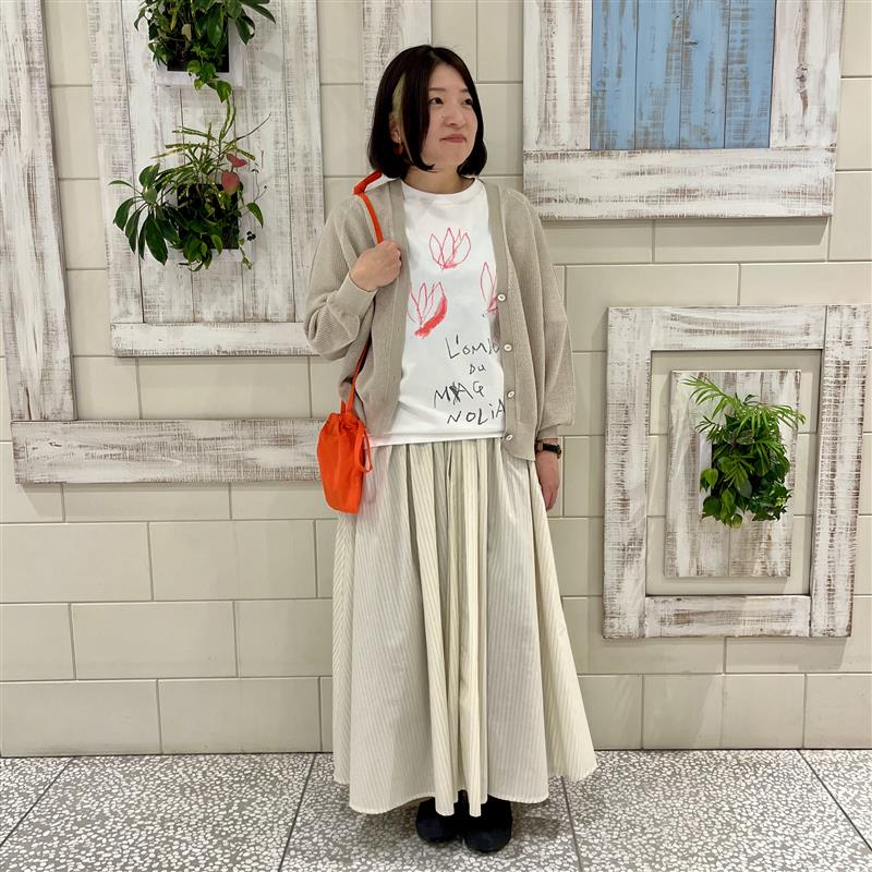 マグノリアTシャツ全身