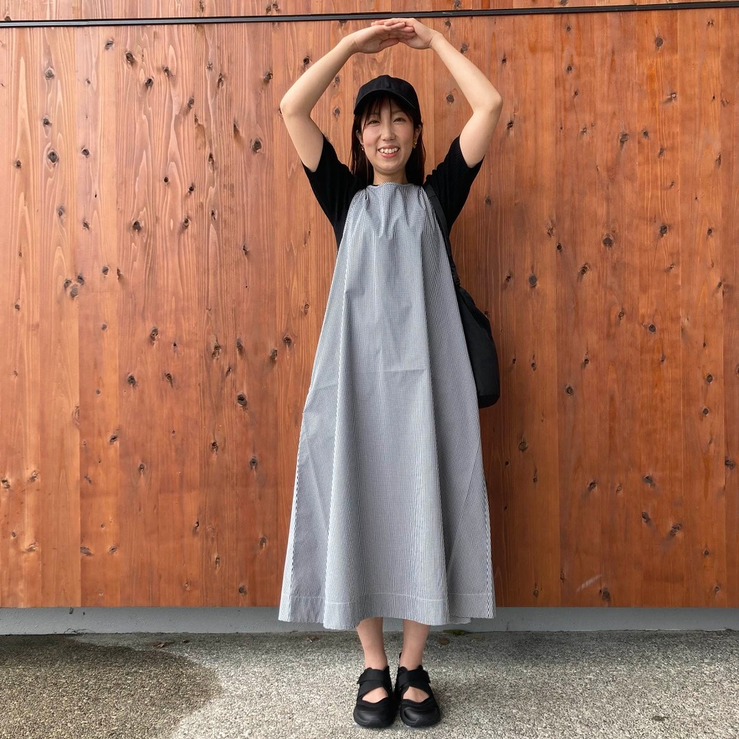 乾きやすいブロードスリーブレスワンピース