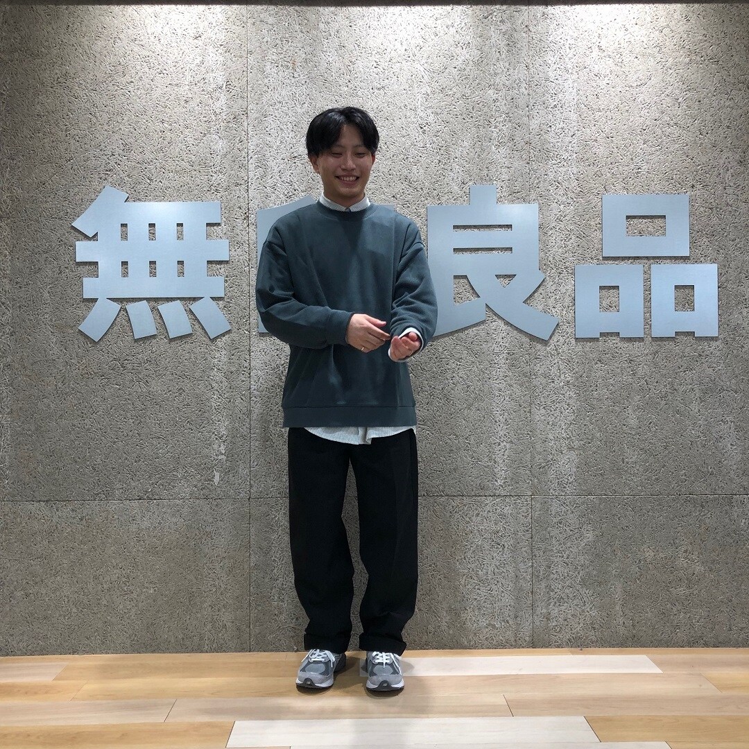 スタッフスナップ　スウェット