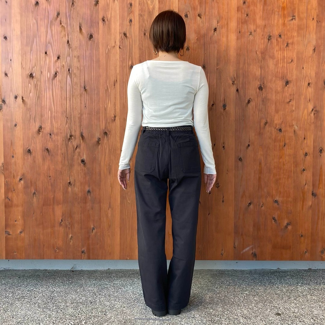 洗いざらしヘリンボーンベイカーストレートパンツ