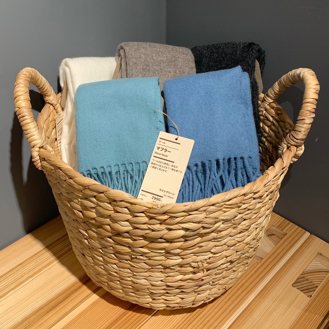 「岡山表町商店街」　新商品！ ウール　マフラー　