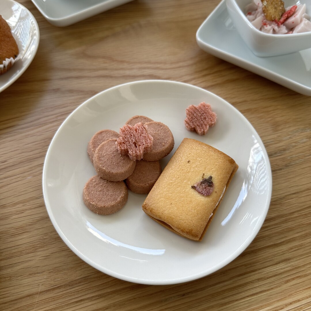 【MUJItoGO那覇空港】さくらのお菓子