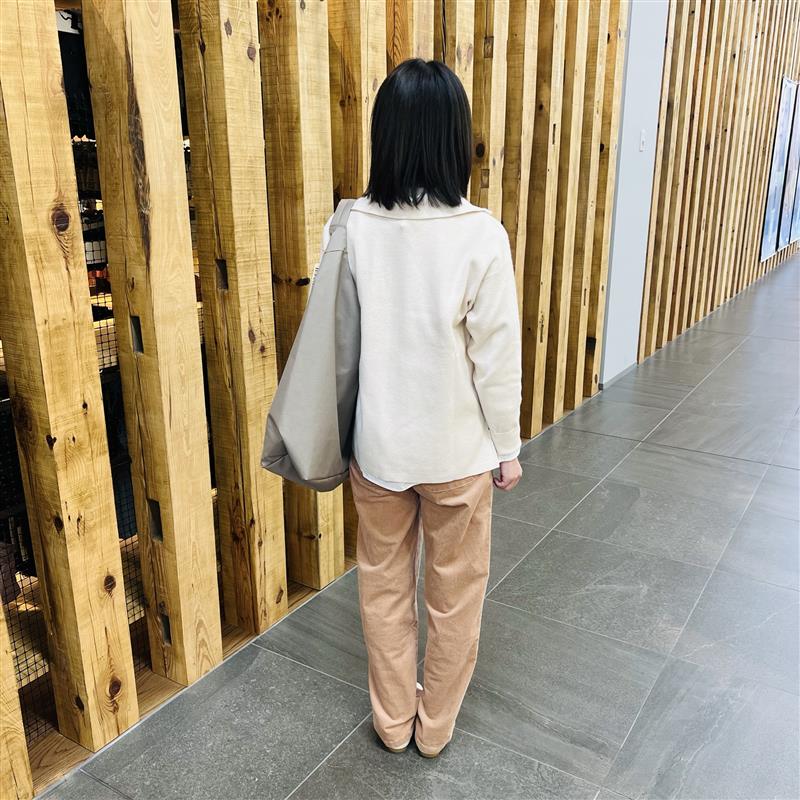 う