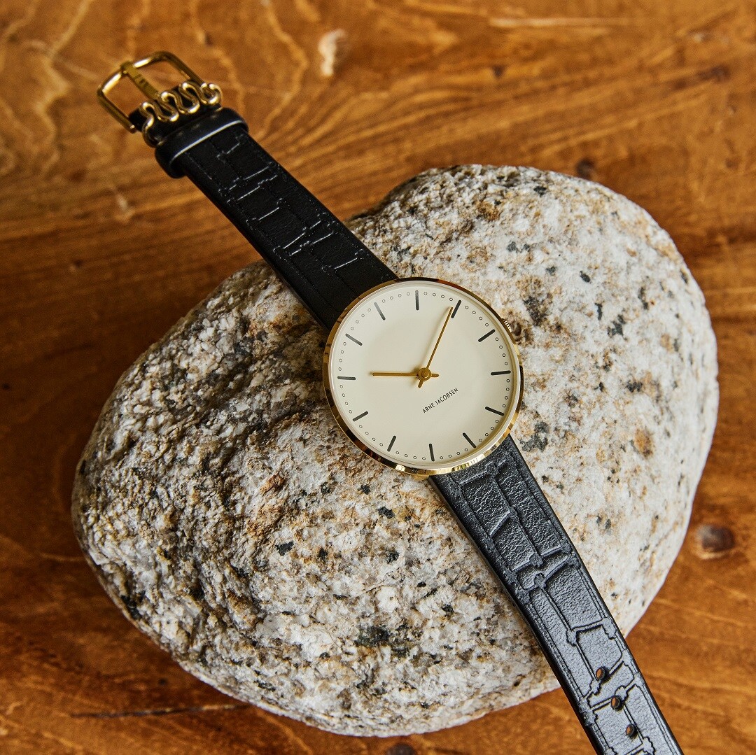 本文画像1腕時計：046052_20250830_01_01トークイベントのお知らせ「Arne Jacobsen×HAyU POP UP」