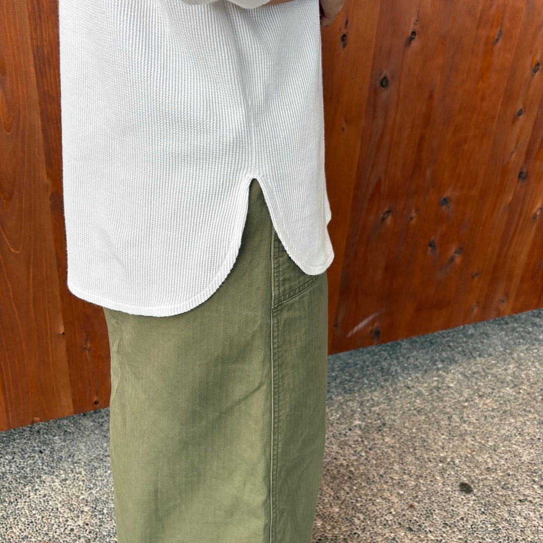 洗いなおした服トップス