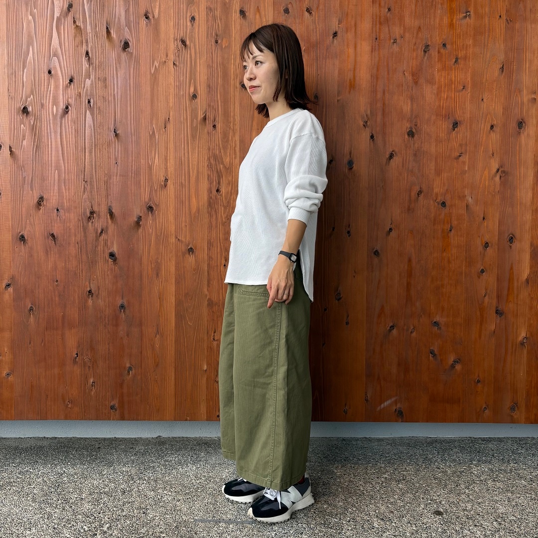 洗いなおした服トップス