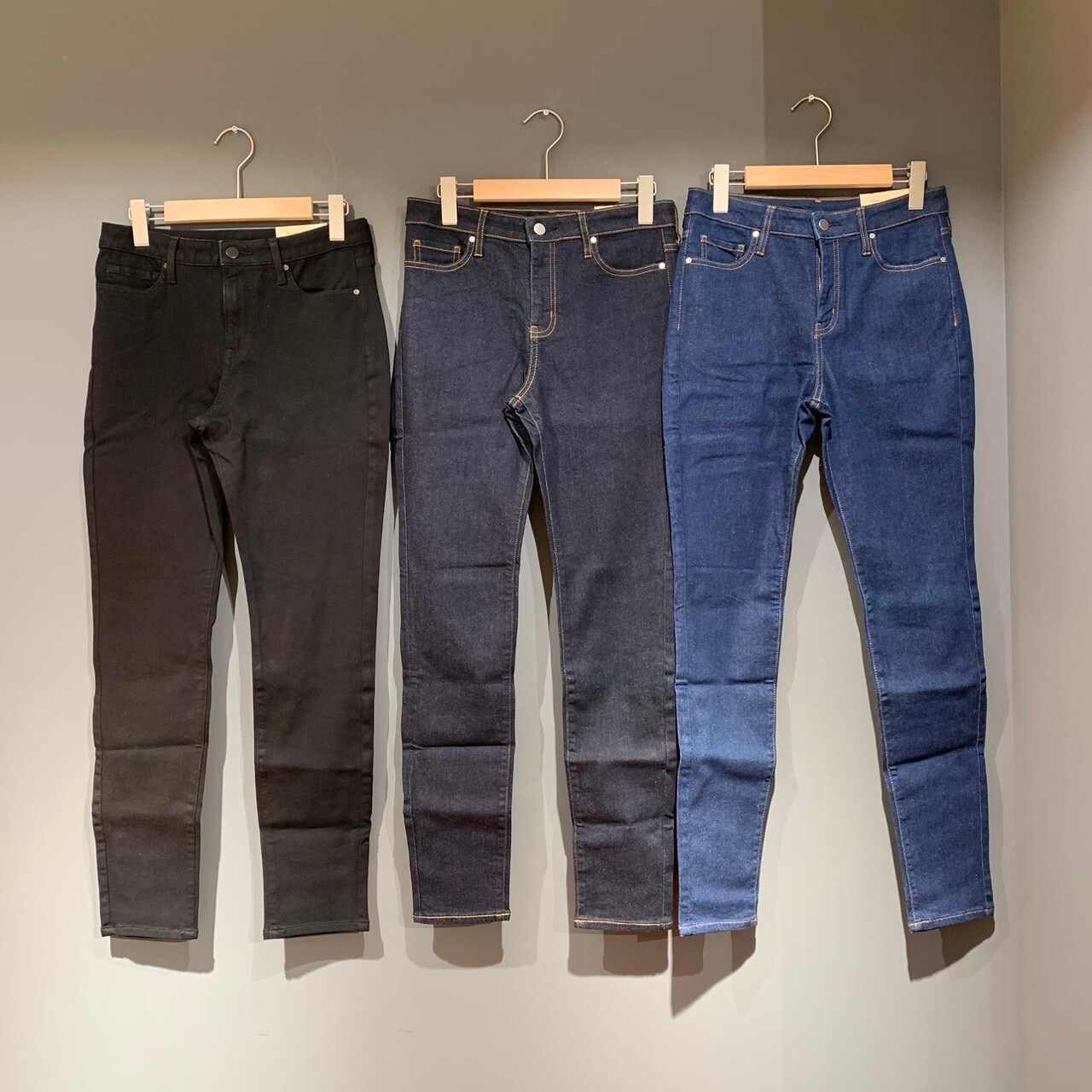 【岡山表町商店街】　期間限定価格　10/19まで「婦人デニムパンツ」