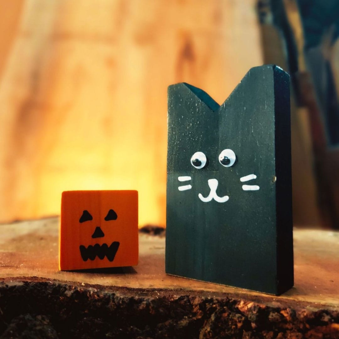 ねこ【ヨロッカ 春日井】ハロウィンワークショップ『木の端材でハロウィンの飾りをつくろう♪』_2JXYsg