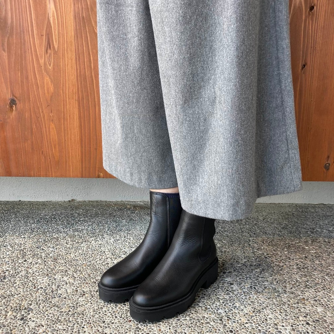 縦横ストレッチ起毛クロップドパンツ