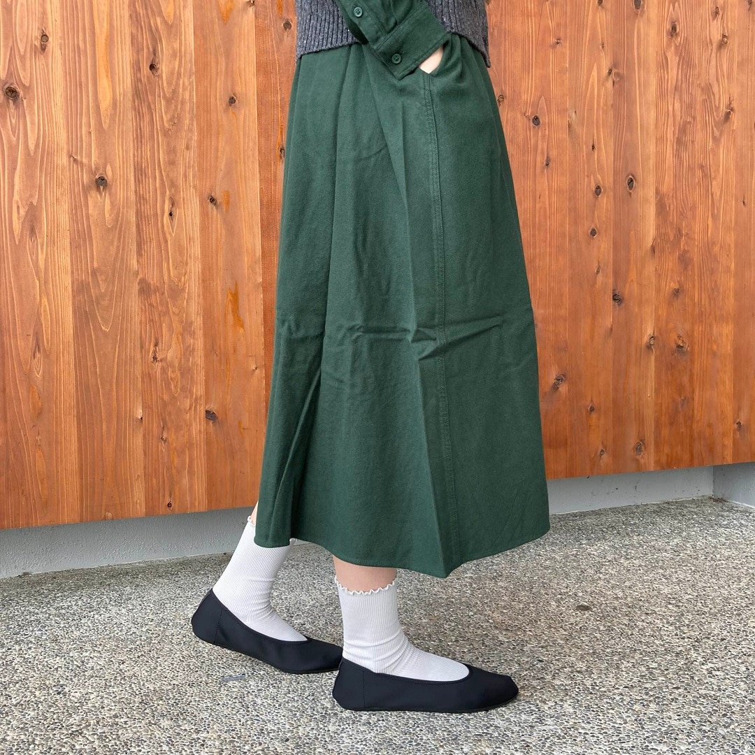 足なり直角履き口やわらかレーヨン混メロウ靴下