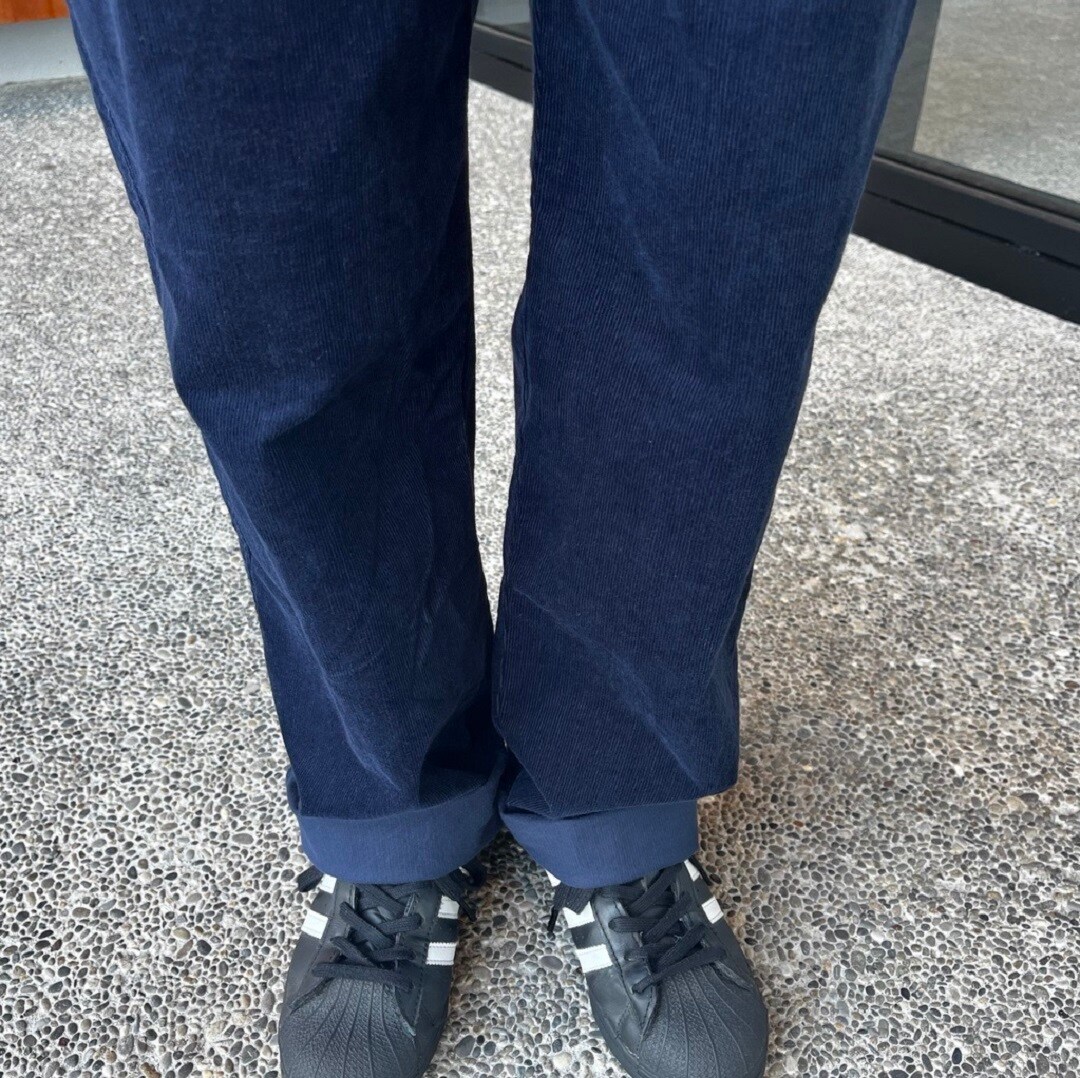 ストレッチコーデュロイイージーストレートパンツ