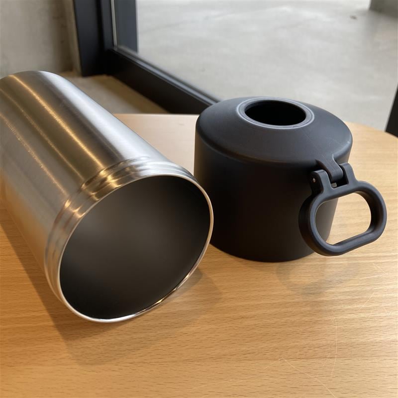 【コープさっぽろぬまのはた】パワーアップして再登場「冷やしたまま持ち運べるペットボトル用保冷ホルダー」_X2GRYL