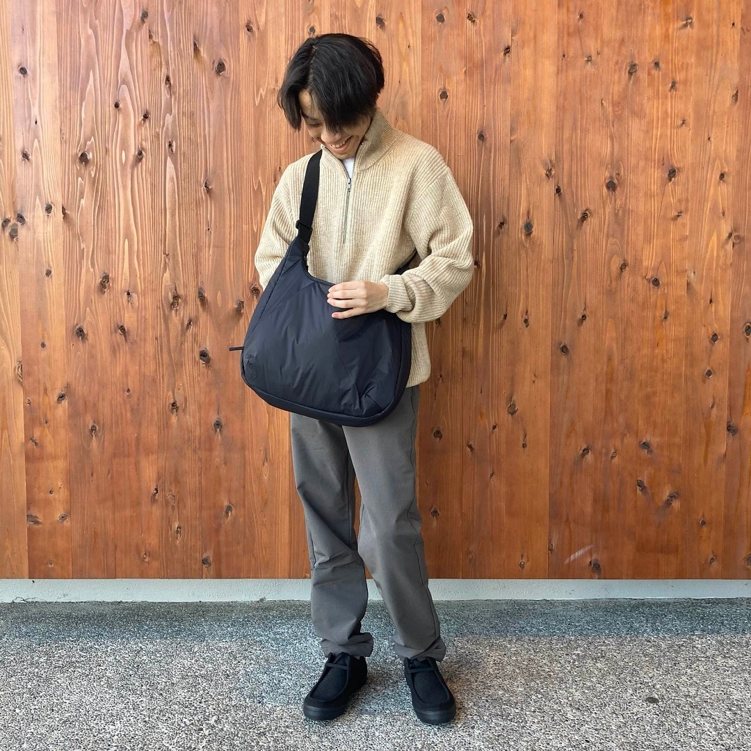 ウールミドルゲージ畦編みハーフジップセーター