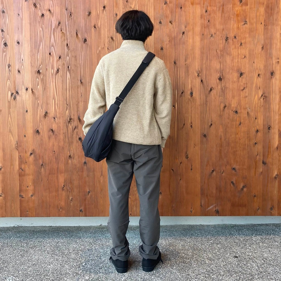 防風裏起毛ストレッチテーパードパンツ