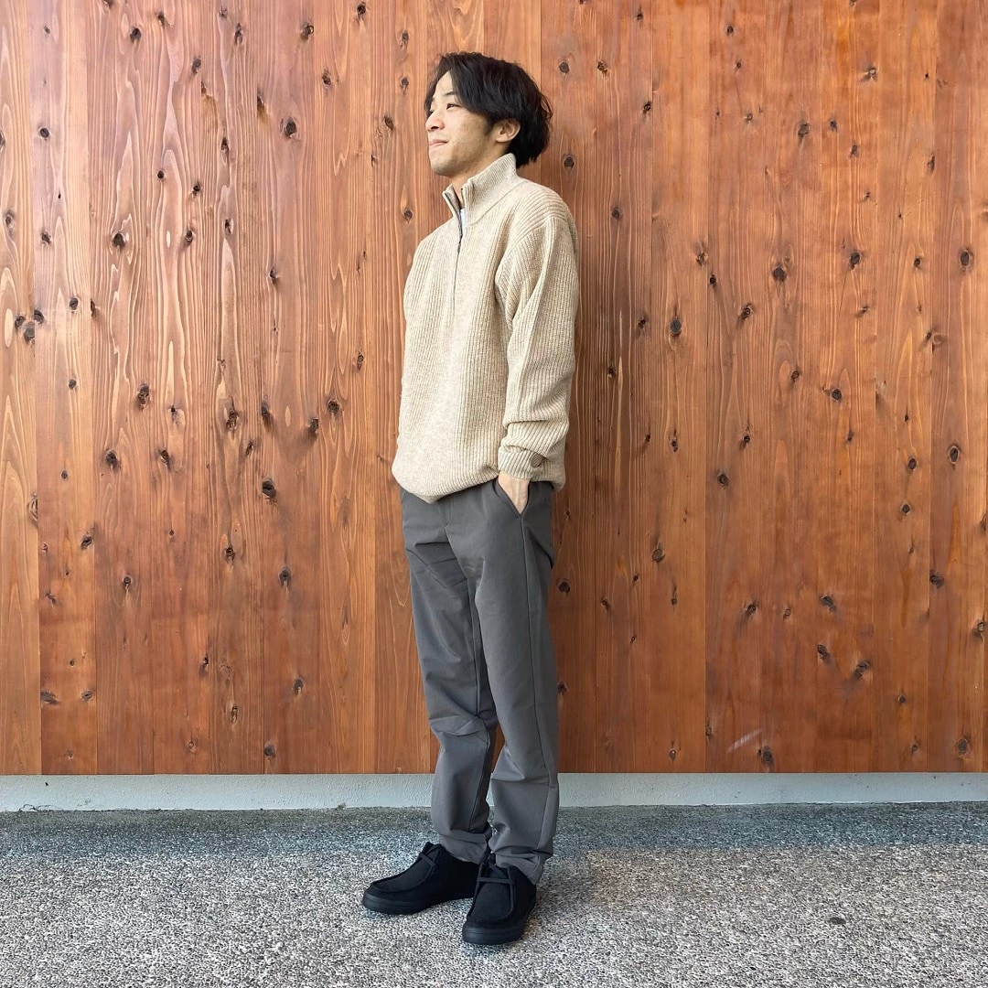 ウールミドルゲージ畦編みハーフジップセーター