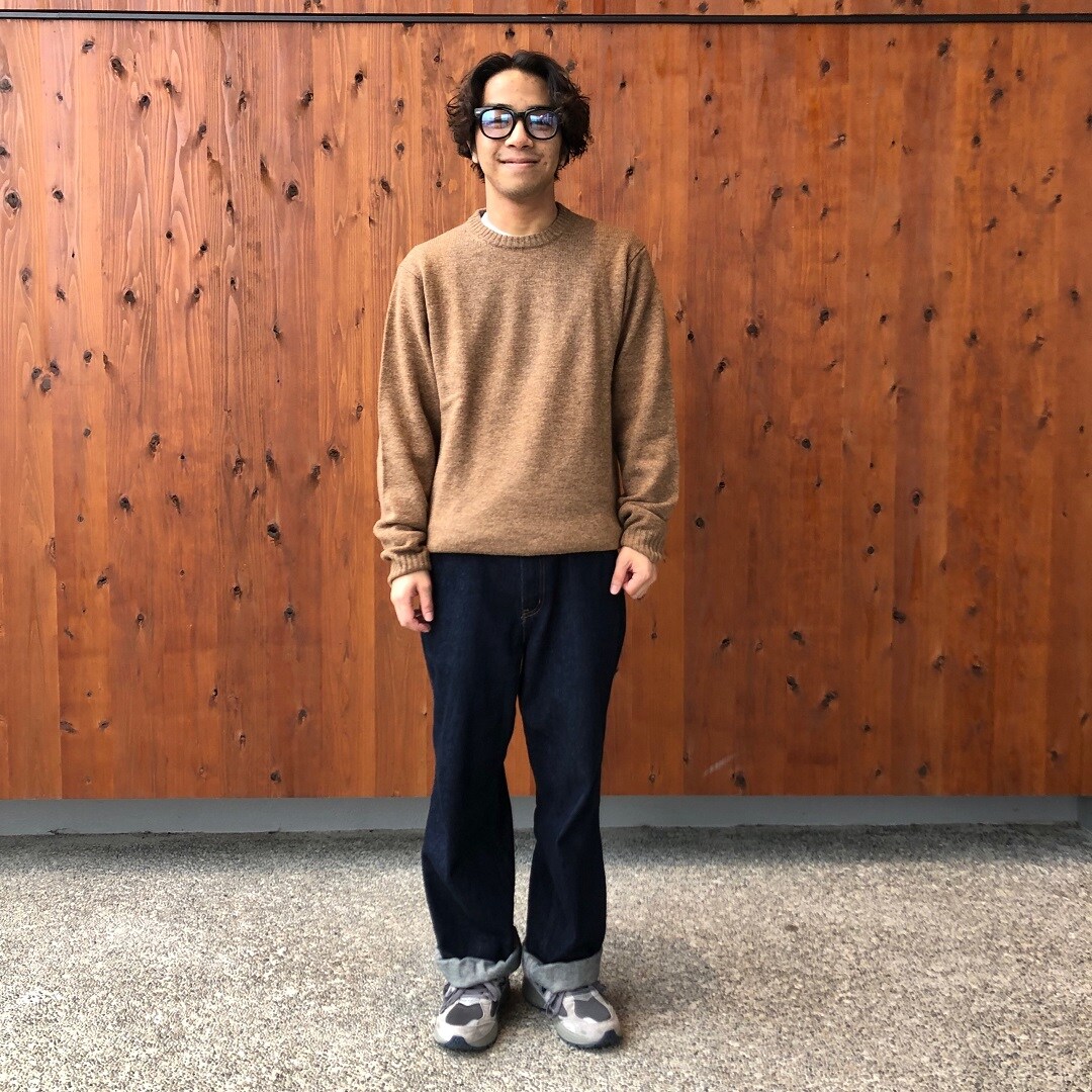 洗えるウールミドルゲージクルーネックセーター
