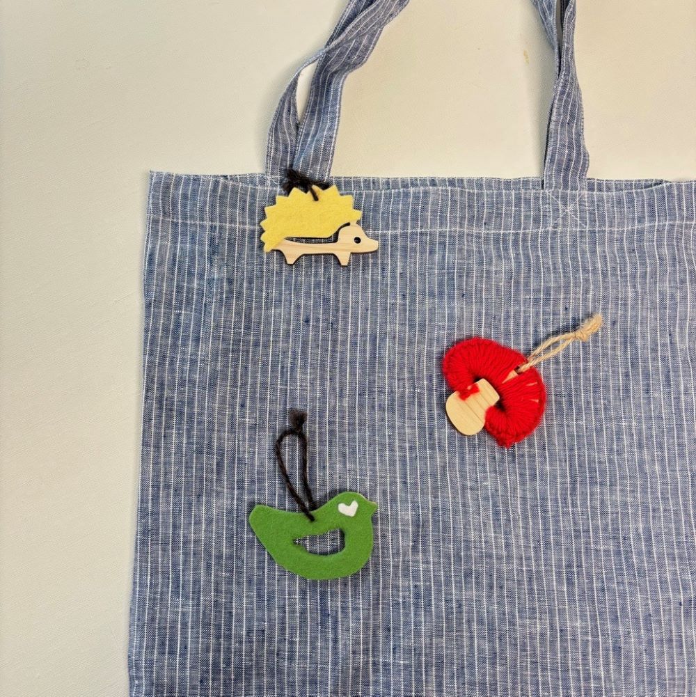 オーナメントカバンに付けたりする11