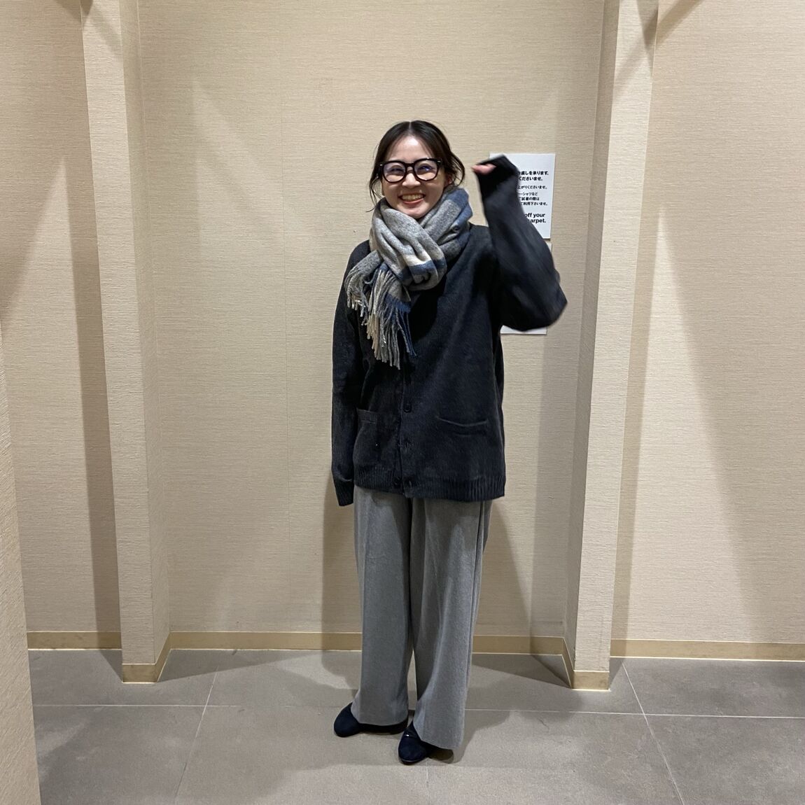 スタッフスナップ　マフラー３