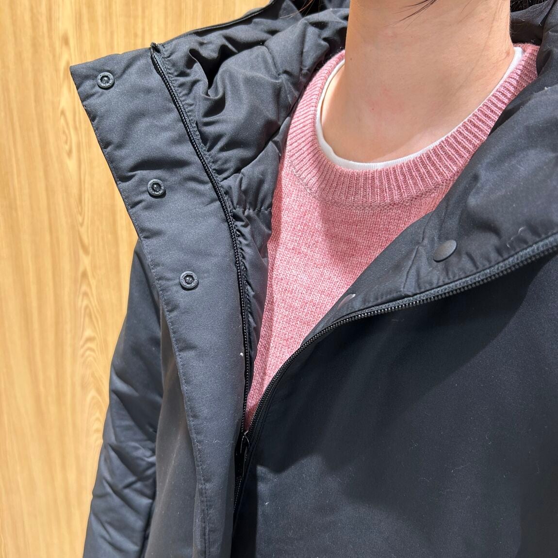 ミドルコート　女性スタッフ