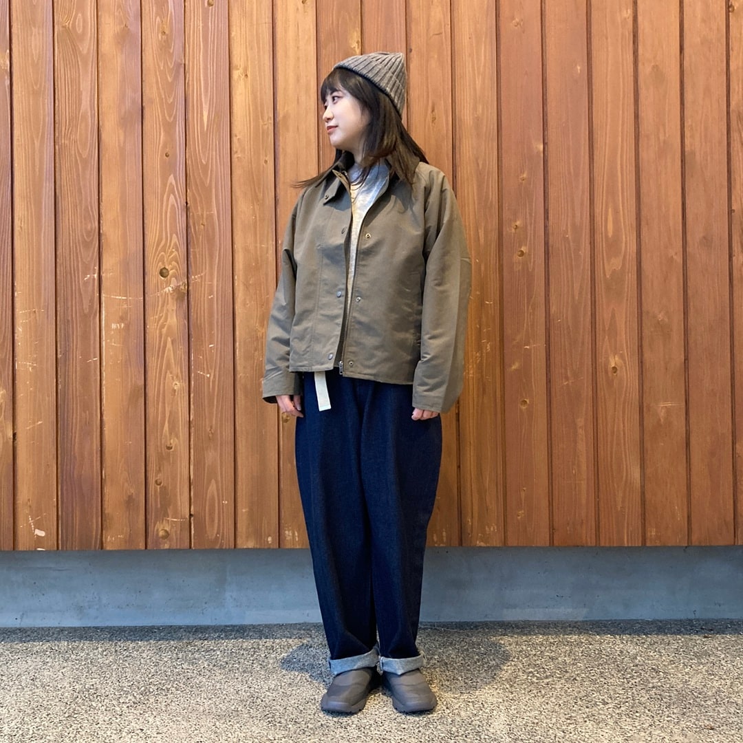 ショートブルゾン