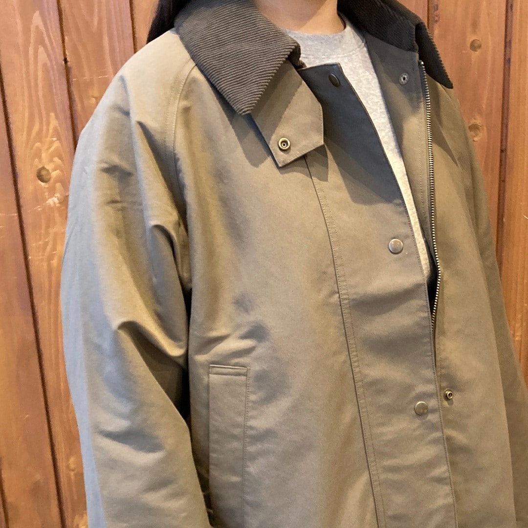 ショートブルゾン