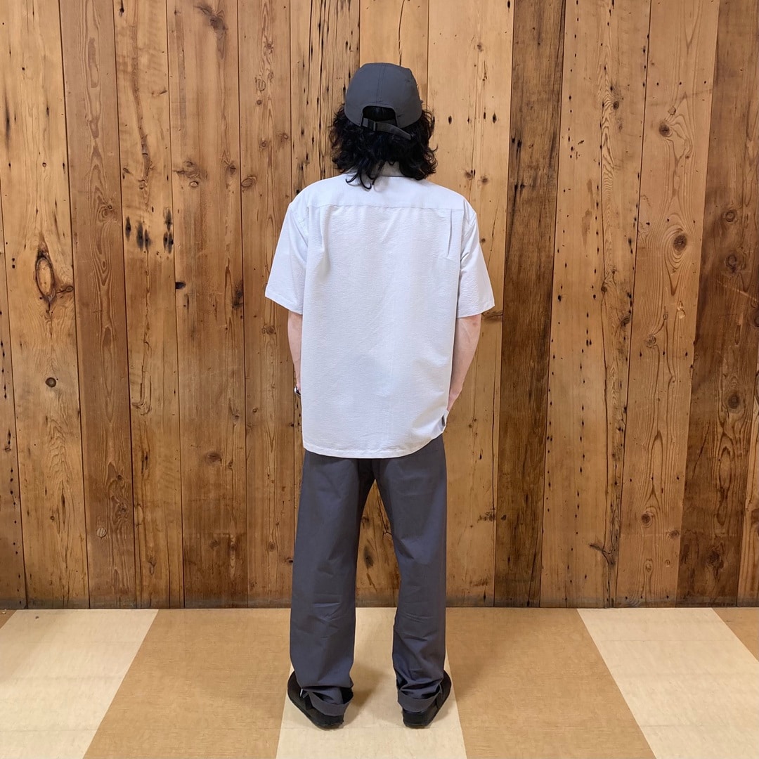 スタッフスナップ後ろ全体