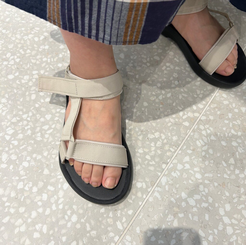 サンダル着用拡大