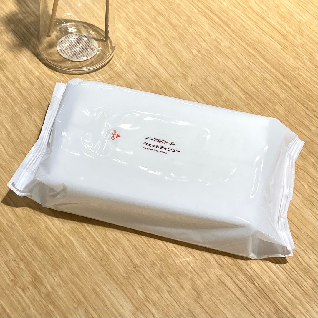 【マルエイガレリア】シンプルなパッケージが好き無印良品の『ウェットティシュー』