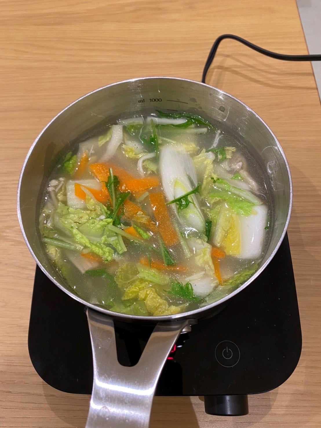 【イオンモール熊本】鍋の素サムゲタンを使った鶏肉と野菜たっぷりうどん