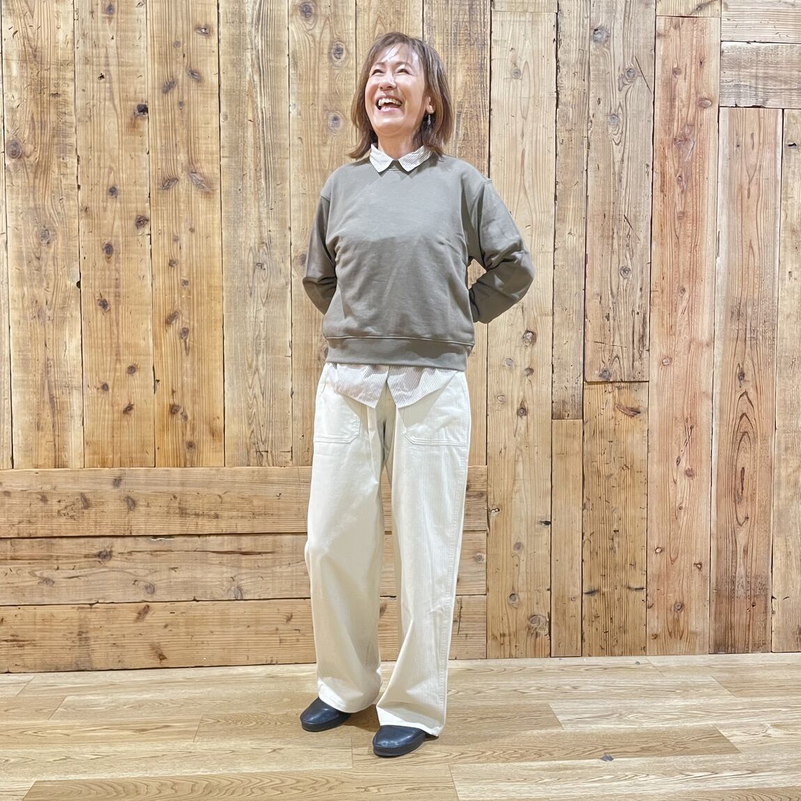 女性スタッフ写真2